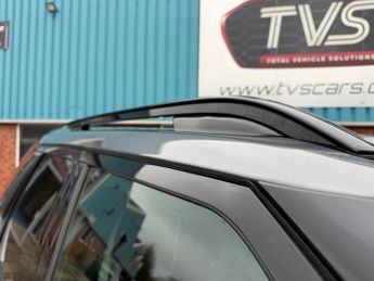 Land Rover Discovery 3.0 TD V6 HSE Auto 4WD Euro 6 (s/s) 5dr