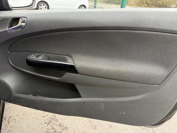 Vauxhall Corsa 1.4i 16v Club 3dr