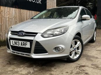Ford Focus 1.6 Zetec Powershift Euro 5 5dr