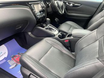 Nissan Qashqai 1.6 dCi Tekna SUV 5dr Diesel XTRON 2WD Euro 6 (s/s) (130 ps)