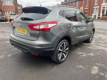 Nissan Qashqai 1.6 dCi Tekna SUV 5dr Diesel XTRON 2WD Euro 6 (s/s) (130 ps)