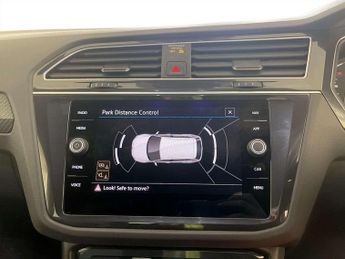 Volkswagen Tiguan 1.5 TSI R-Line SUV 5dr Petrol DSG Euro 6 (s/s) (150 ps)