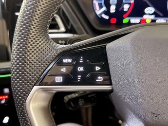 Audi Q4 e-tron 50 Black Edition SUV 5dr Electric Auto quattro 82kWh (299 ps)