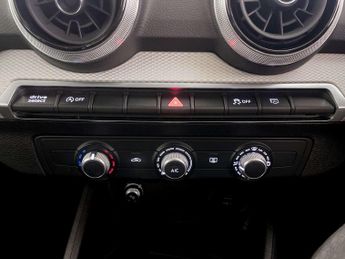 Audi Q2 1.5 TFSI CoD 35 Sport SUV 5dr Petrol S Tronic Euro 6 (s/s) (150 