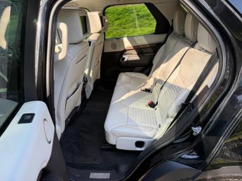 Land Rover Discovery 3.0 TD V6 HSE Luxury Auto 4WD Euro 6 (s/s) 5dr