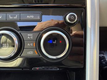 Land Rover Discovery 3.0 TD V6 HSE Luxury Auto 4WD Euro 6 (s/s) 5dr