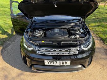 Land Rover Discovery 3.0 TD V6 HSE Luxury Auto 4WD Euro 6 (s/s) 5dr