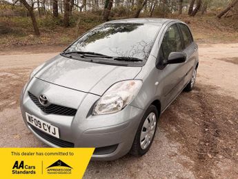 Toyota Yaris 1.33 Dual VVT-i TR Euro 4 (s/s) 5dr
