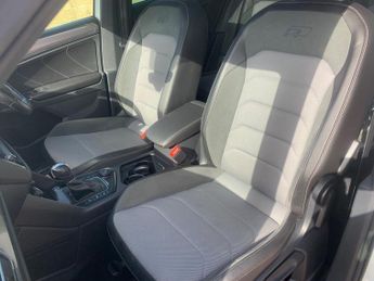 Volkswagen Tiguan 2.0 BiTDI BlueMotion Tech R-Line DSG 4Motion Euro 6 (s/s) 5dr
