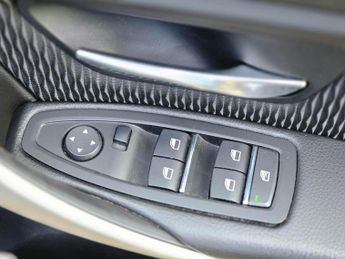 BMW 3 Series 2.0 330e 7.6kWh SE Auto Euro 6 (s/s) 4dr