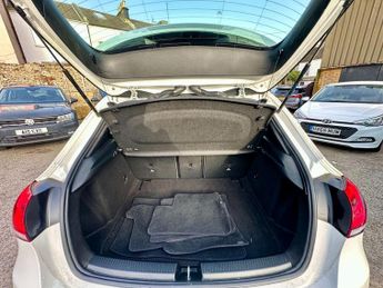 Mercedes-Benz A Class 1.5 A180d Sport (Executive) 7G-DCT Euro 6 (s/s) 5dr