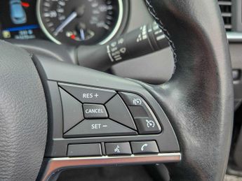 Nissan Qashqai 1.3 DIG-T Acenta Premium DCT Auto Euro 6 (s/s) 5dr