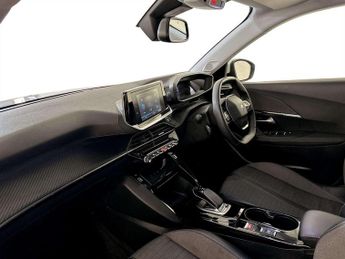 Peugeot E-2008 50kWh Allure Premium SUV 5dr Electric Auto (136 ps)