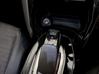 Peugeot E-2008 50kWh Allure Premium SUV 5dr Electric Auto (136 ps)