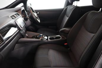 Nissan Leaf 39kWh N-Connecta Auto 5dr