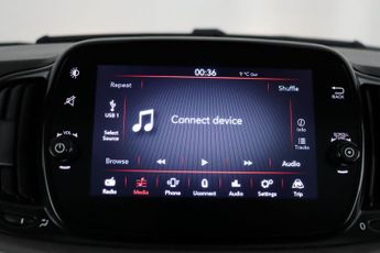 Fiat 500 1.0 MHEV Dolcevita Euro 6 (s/s) 3dr