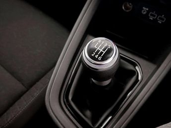 Renault Clio 1.0 TCe Evolution Hatchback 5dr Petrol Manual Euro 6 (s/s) (90 p