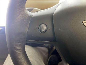 Tesla Model 3 (Dual Motor) Long Range Saloon 4dr Electric Auto 4WDE (346 ps)