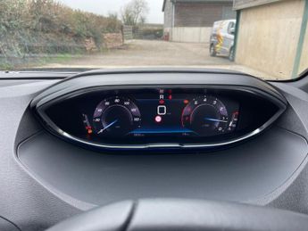 Peugeot 3008 1.2 PureTech Allure EAT Euro 6 (s/s) 5dr