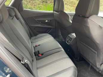 Peugeot 3008 1.2 PureTech Allure EAT Euro 6 (s/s) 5dr
