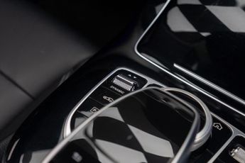 Mercedes-Benz E Class 2.0 E350e 6.4kWh AMG Line (Premium Plus) G-Tronic+ Euro 6 (s/s) 