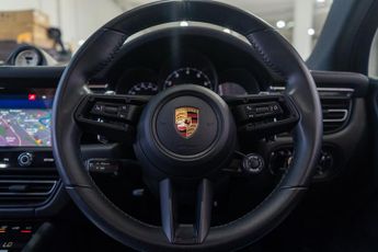 Porsche Macan 2.0T PDK 4WD Euro 6 (s/s) 5dr