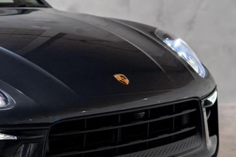 Porsche Macan 2.0T PDK 4WD Euro 6 (s/s) 5dr