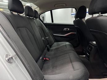 BMW 3 Series 2.0 330e 12kWh SE Pro Auto Euro 6 (s/s) 4dr