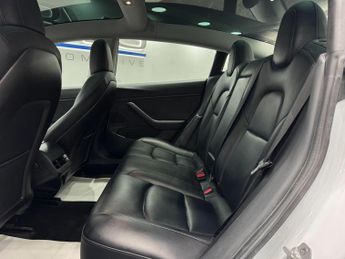 Tesla Model 3 Standard Range Plus Auto RWD 4dr