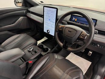 Ford Mustang Mach-E Standard Range 70kWh SUV 5dr Electric Automatic AWD (269 ps)