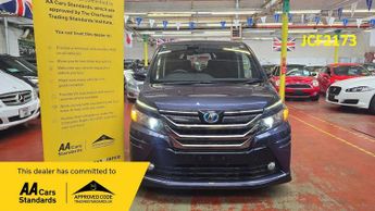 Toyota Voxy 1.8 Hybrid 7 seats 2015 ulez free