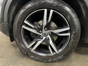 Volvo XC40 1.5 T3 R-Design Auto Euro 6 (s/s) 5dr