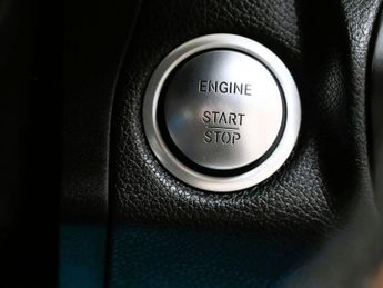 MERCEDES-BENZ C-CLASS 2.1 C220d AMG Line Cabriolet 2dr Diesel G-Tronic+ 4MATIC Euro 6 