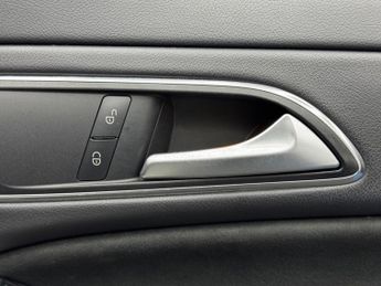 Mercedes-Benz CLA 2.0 CLA45 AMG Coupe SpdS DCT 4MATIC Euro 6 (s/s) 4dr