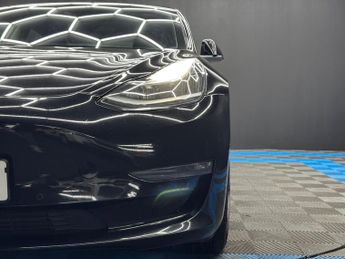 Tesla Model 3 (Dual Motor) Long Range Auto 4WDE 4dr