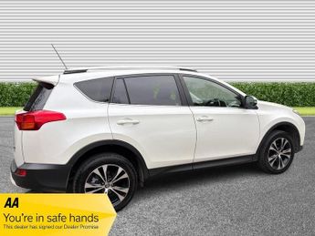 Toyota RAV4 2.2 D-CAT Invincible SUV 5dr Diesel Auto 4WD Euro 5 (150 ps)