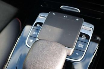 MERCEDES-BENZ A-CLASS 1.3 A 200 AMG Line Premium Auto 5dr