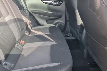 Nissan Qashqai 1.3 DiG-T 160 N-Connecta 5dr DCT