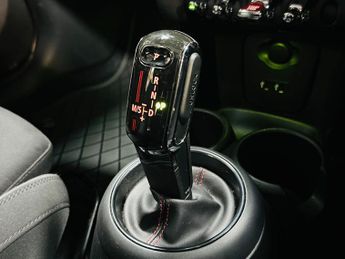 MINI Hatch 2.0 Cooper S Sport Steptronic Euro 6 (s/s) 5dr