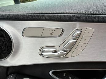 Mercedes-Benz C Class 2.1 C220 BlueTEC AMG Line (Premium) G-Tronic+ Euro 6 (s/s) 4dr