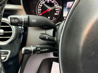 Mercedes-Benz C Class 2.1 C220 BlueTEC AMG Line (Premium) G-Tronic+ Euro 6 (s/s) 4dr