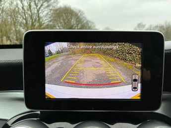 Mercedes-Benz C Class 2.1 C220 BlueTEC AMG Line (Premium) G-Tronic+ Euro 6 (s/s) 4dr