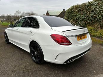 Mercedes-Benz C Class 2.1 C220 BlueTEC AMG Line (Premium) G-Tronic+ Euro 6 (s/s) 4dr