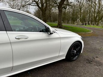 Mercedes-Benz C Class 2.1 C220 BlueTEC AMG Line (Premium) G-Tronic+ Euro 6 (s/s) 4dr