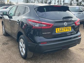 Nissan Qashqai 1.2 DIG-T Acenta XTRON Euro 6 (s/s) 5dr