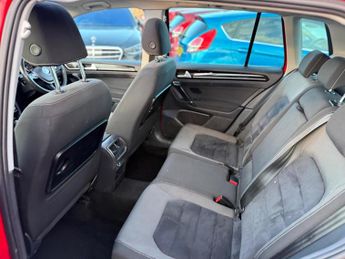 Volkswagen Golf SV 2.0 TDI BlueMotion Tech GT DSG Euro 6 (s/s) 5dr