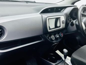 Toyota Yaris 1.33 Dual VVT-i Icon Plus Multidrive S Euro 5 5dr