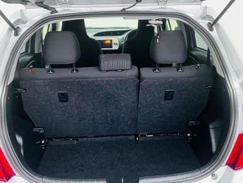 Toyota Yaris 1.33 Dual VVT-i Icon Plus Multidrive S Euro 5 5dr