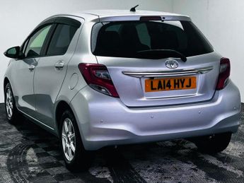 Toyota Yaris 1.33 Dual VVT-i Icon Plus Multidrive S Euro 5 5dr
