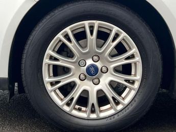 Ford Focus 1.6 Titanium Euro 5 5dr